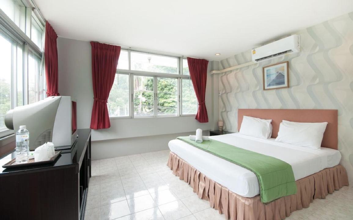 Fnb Hotel Central Pattaya Extérieur photo