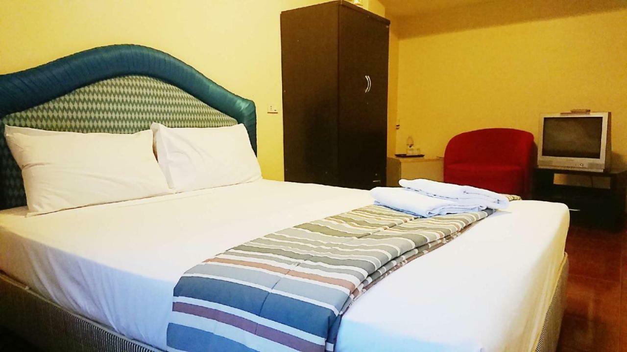Fnb Hotel Central Pattaya Extérieur photo