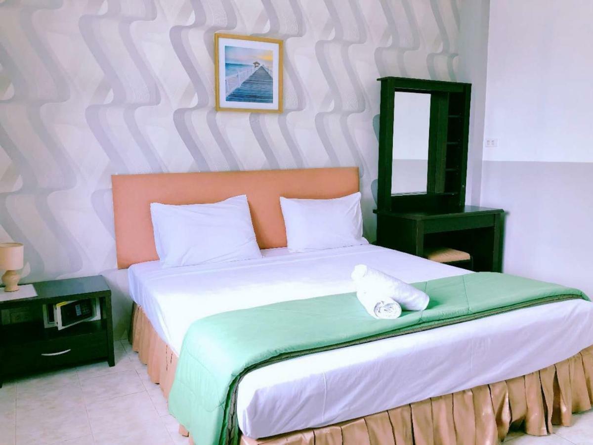 Fnb Hotel Central Pattaya Extérieur photo